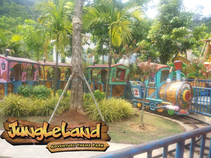 kereta api jungleland