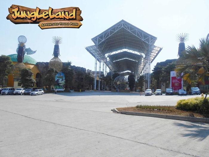 pintu masuk jungleland