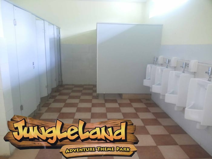 toilet jungleland